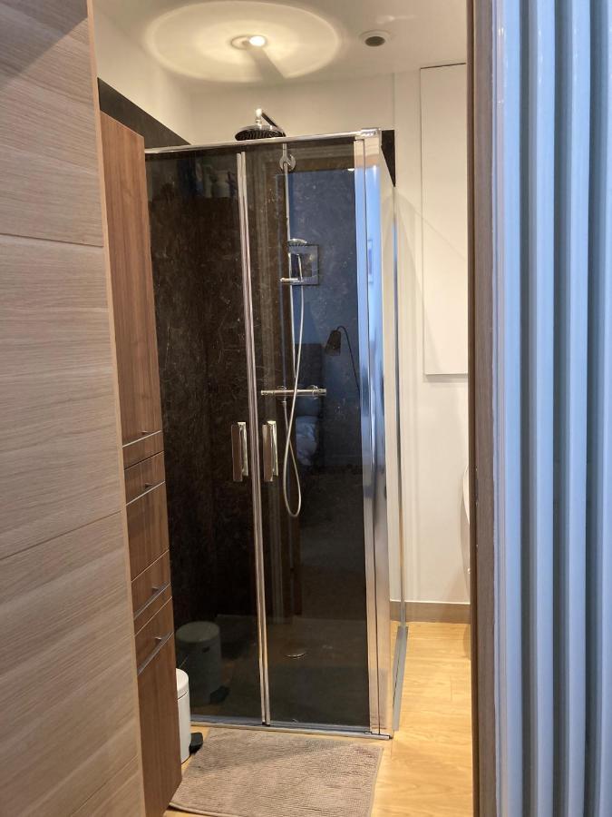 パリPied A Terre Saint-Germain-Des-Presアパートメント エクステリア 写真